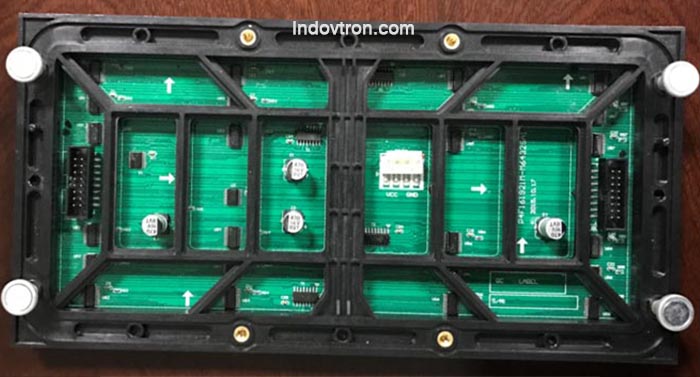 Videotron P4 SMD1921 outdoor RGB led module 1per16 scan luar rungan bagian belakang, videotron murah bergaransi, jual videotron surabaya,harga videotron di jakarta, jasa konsultan videotron surabaya